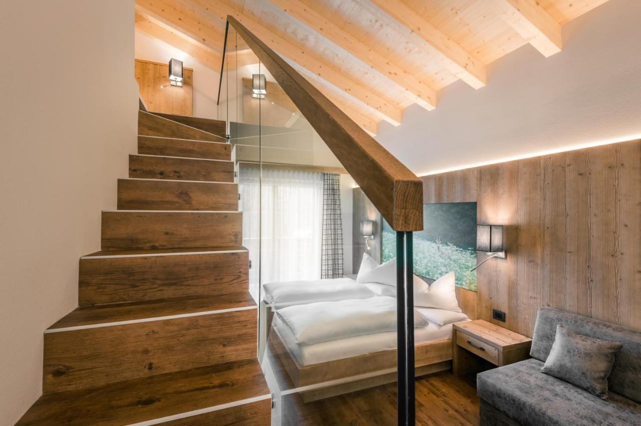 Hotel Jaegerhof Colfosco Eksteriør bilde