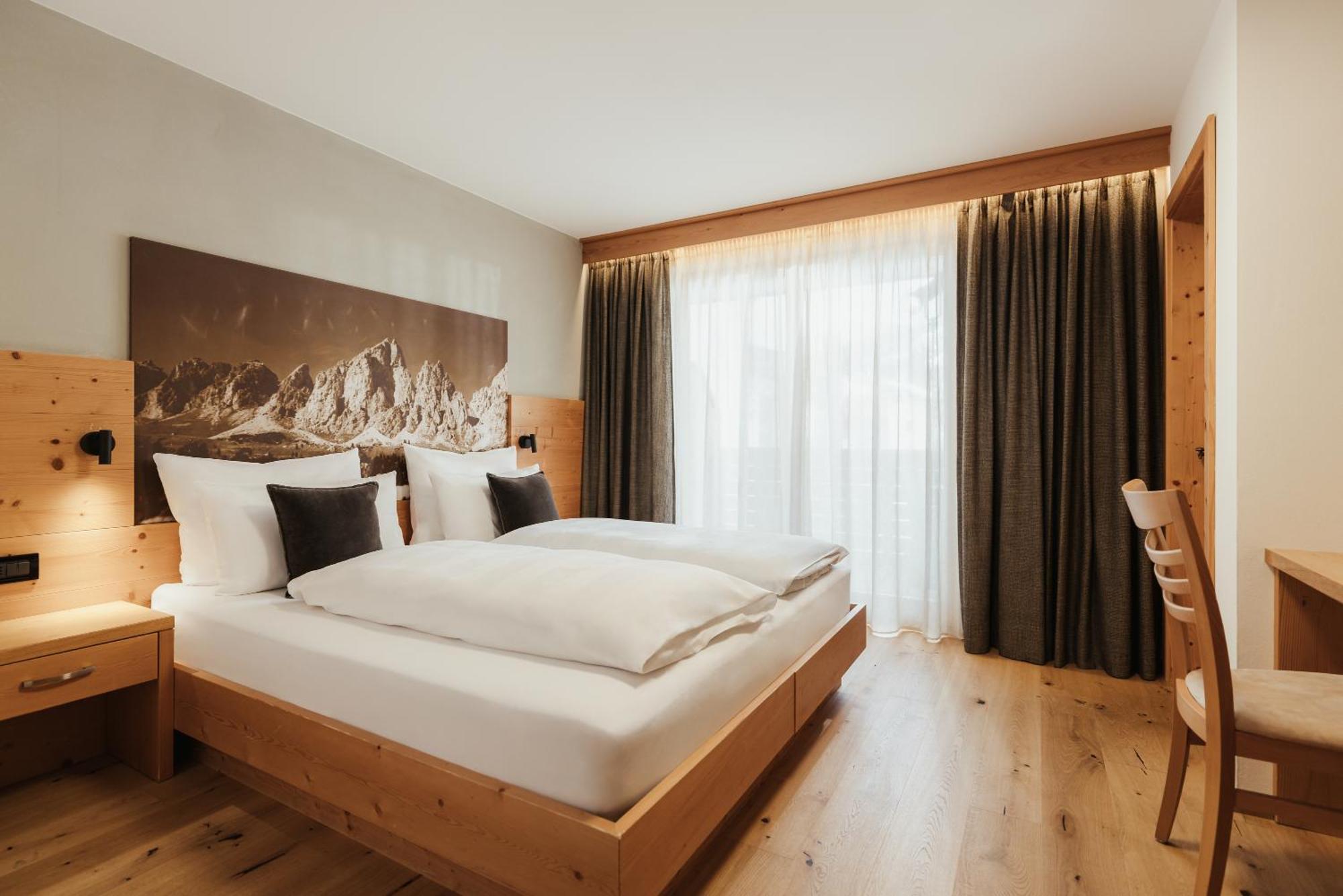 Hotel Jaegerhof Colfosco Eksteriør bilde