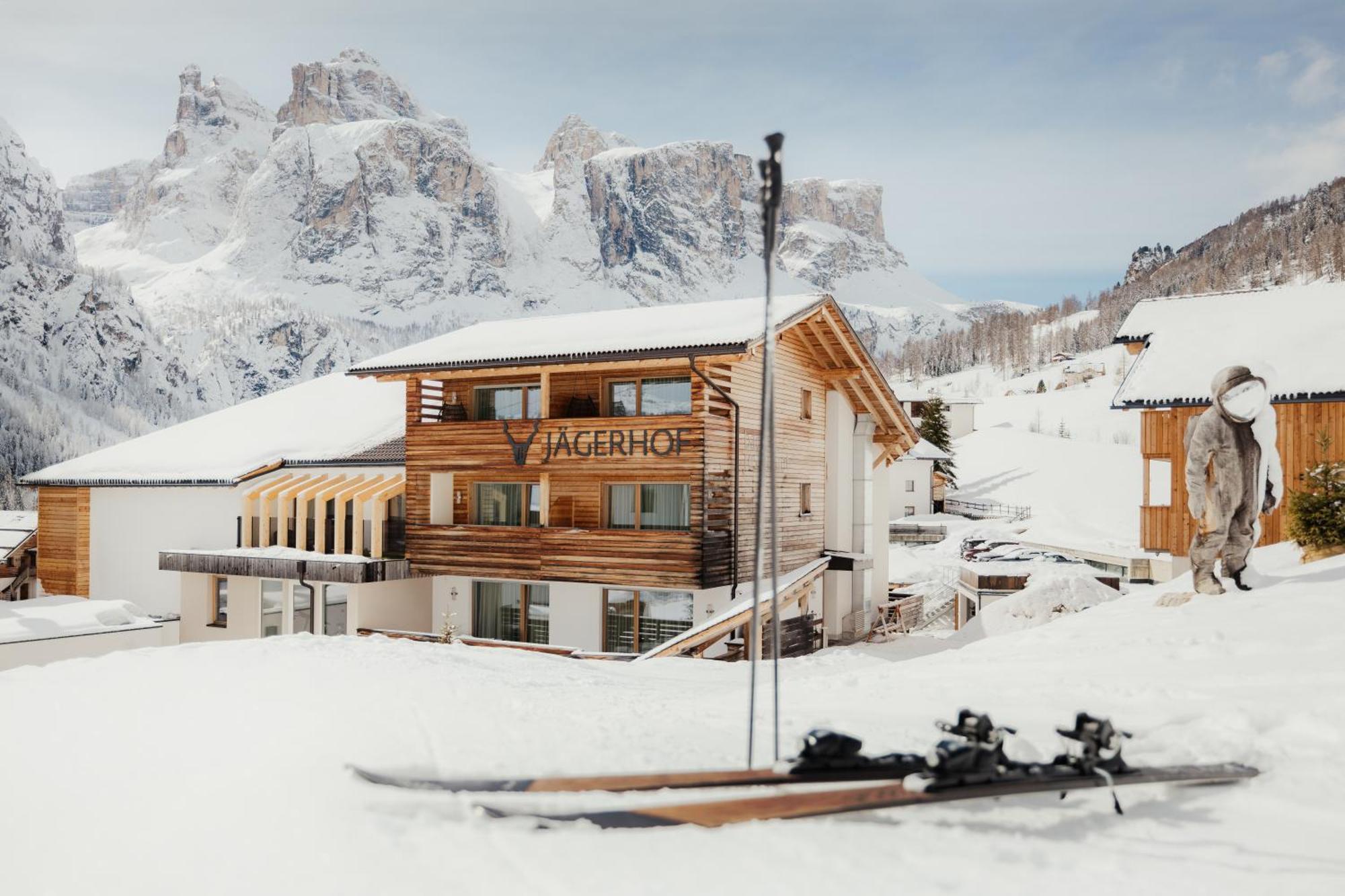 Hotel Jaegerhof Colfosco Eksteriør bilde