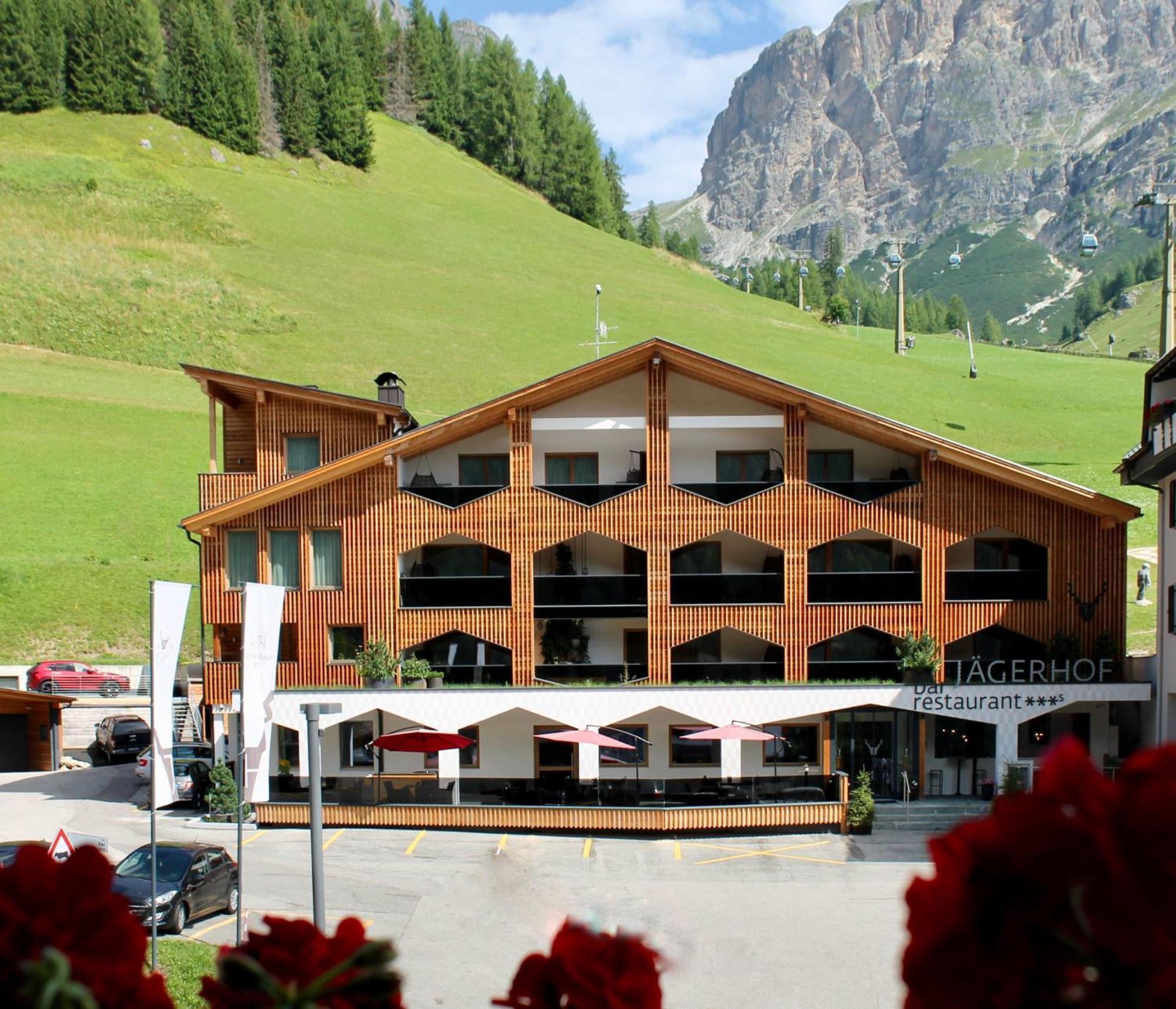 Hotel Jaegerhof Colfosco Eksteriør bilde