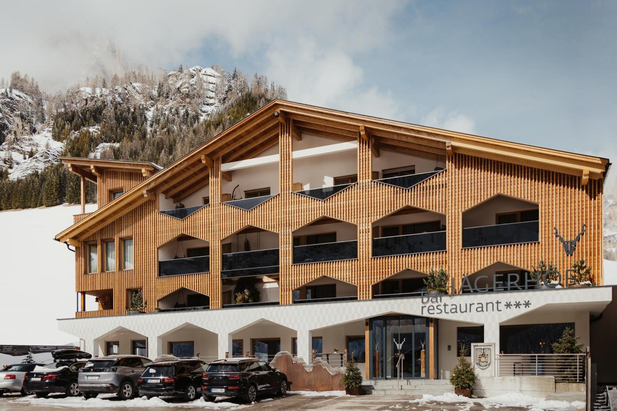 Hotel Jaegerhof Colfosco Eksteriør bilde